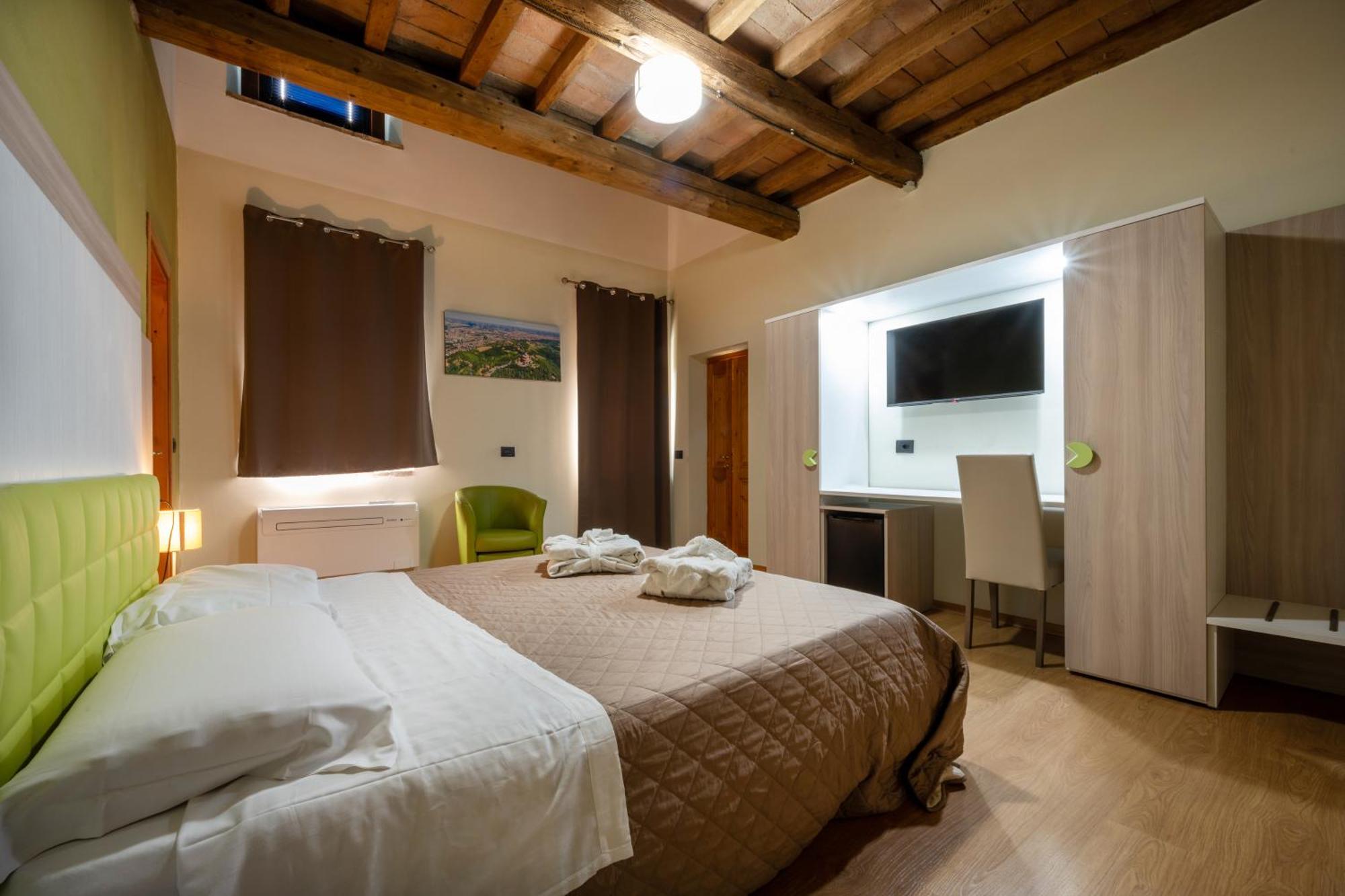 Castello Di Marano Sul Panaro - Room & Breakfast Δωμάτιο φωτογραφία