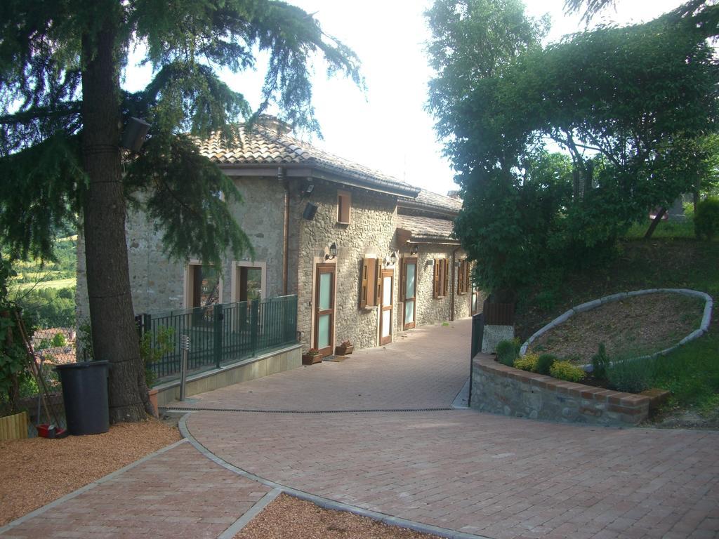 Castello Di Marano Sul Panaro - Room & Breakfast Δωμάτιο φωτογραφία